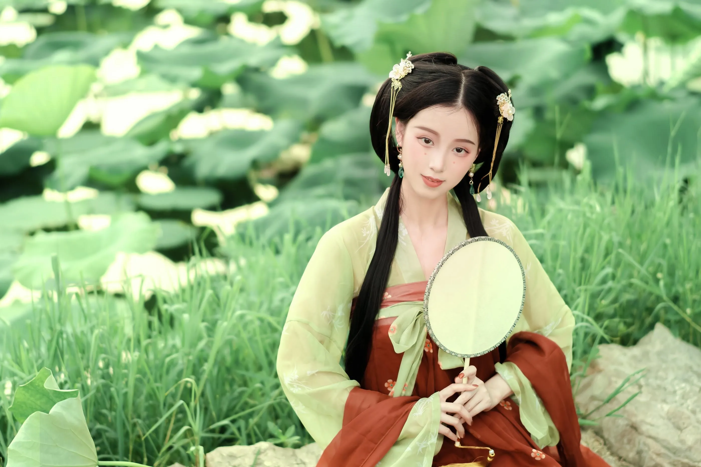 [YITUYU艺图语]2022.09.24 夏荷 仓央是大魔王 [21P]插图1